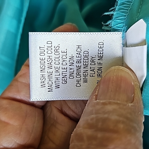 Dana Buchman sleevless tourqwise top. Size small.  Lovely chiffon overlay. - Picture 9 of 9